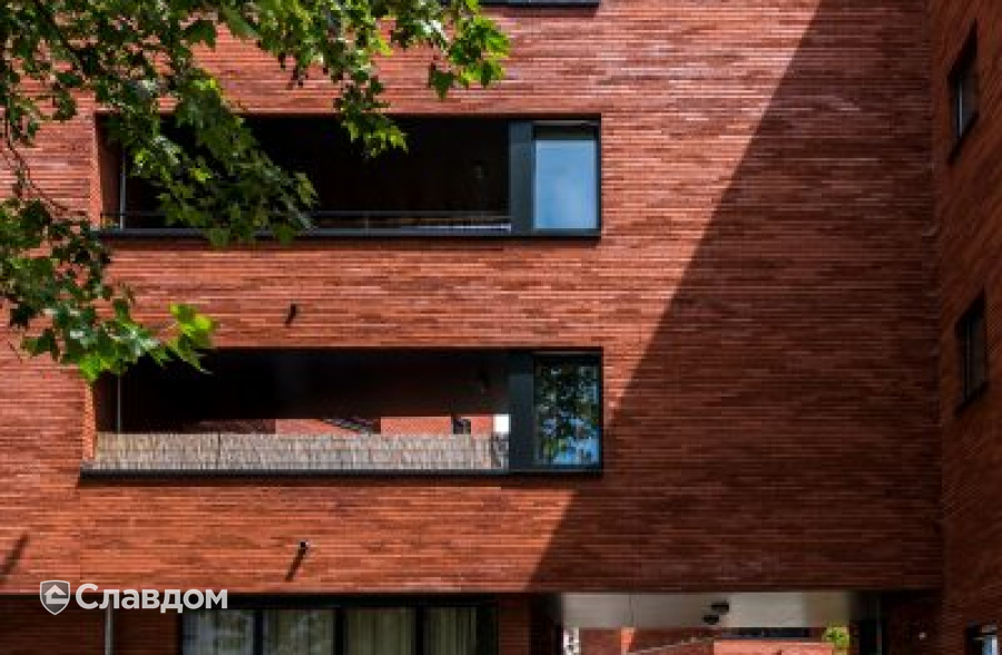 Жилой дом в Генте с облицовкой кирпичом Terca Marono Rood