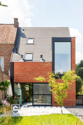 Частный дом в Лимбурге с облицовкой кирпичом Terca Linneaus Robinia
