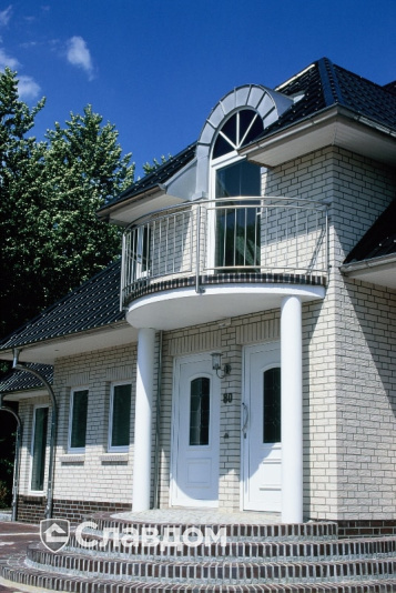 Жилой дом с облицовкой кирпичом Terca F4