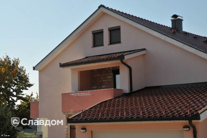 Жилой дом с черепицей TONDACH Венера 00-натуральный