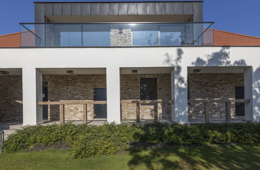 Ресторан с применением керамического кирпича ENGELS HANDFORM Barnsteen