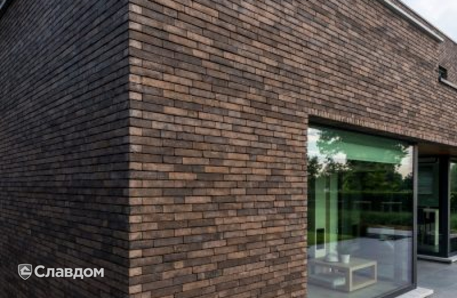 Частный дом с облицовкой кирпичом Terca Iluzo Bruin-Zwart