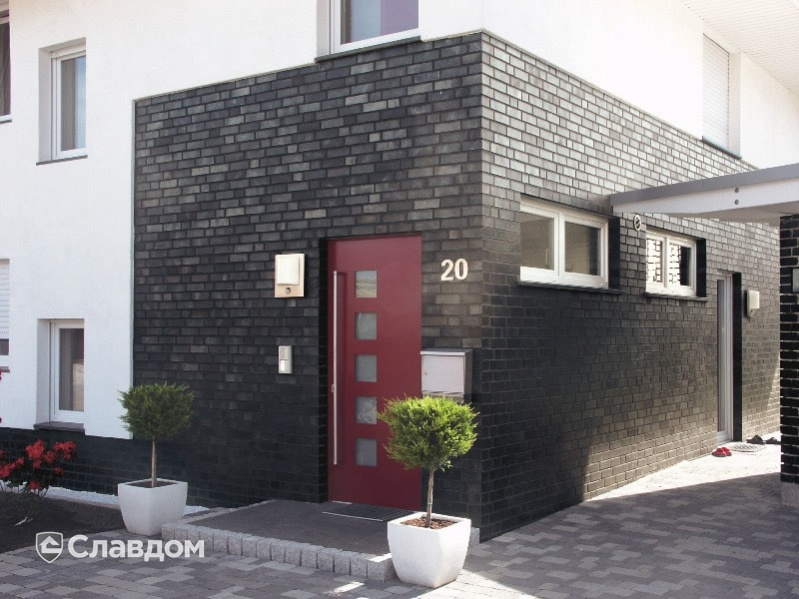 Жилой дом с облицовкой кирпичом Terca Westminster