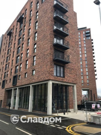 Многоквартирный дом в Солфорде с облицовкой кирпичом Terca Topaas