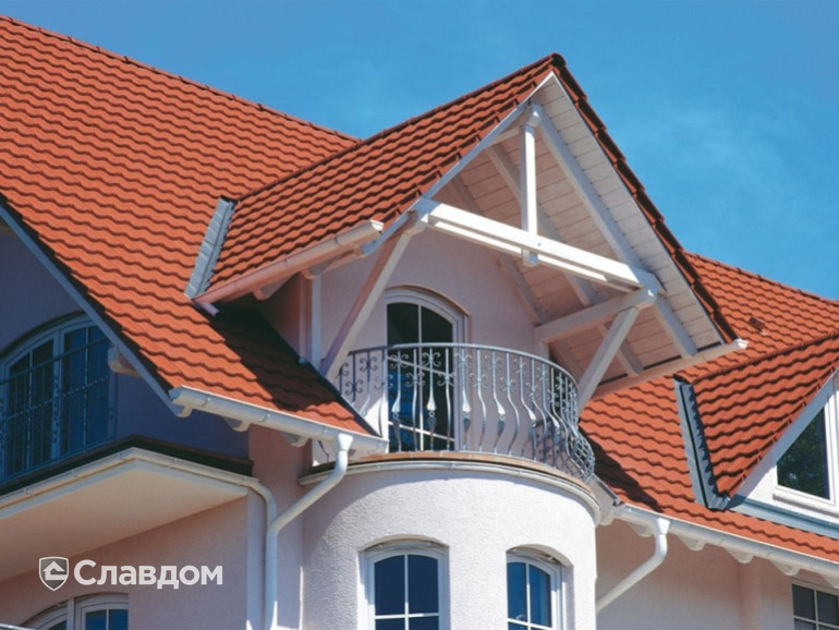 Особняк с черепицей Braas Топаз 13V натуральный красный