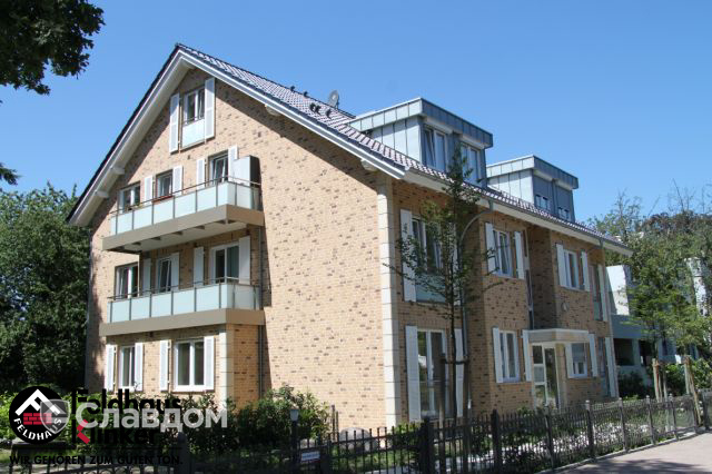Жилой дом с облицовкой кирпичом Feldhaus Klinker K688 sintra sabioso