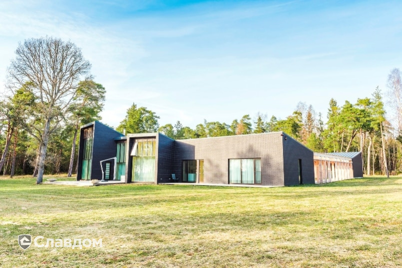 Вилла с облицовкой кирпичом Terca Nero гладкий