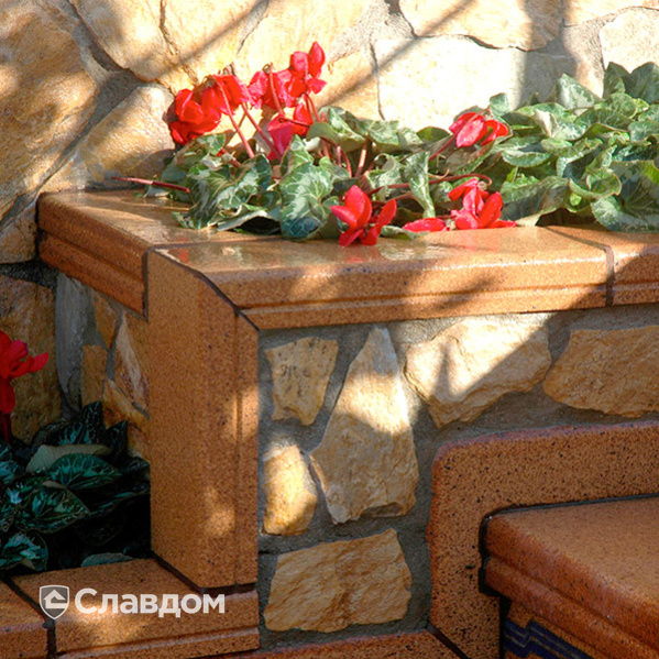 Крыльцо с применением угловой клинкерной плитки Terraklinker (Gres de breda) Natural