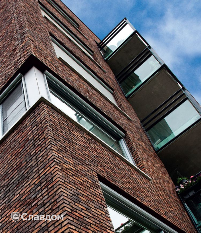 Жилой дом с облицовкой кирпичом ручной формовки MUHR Nr 28 Netterden