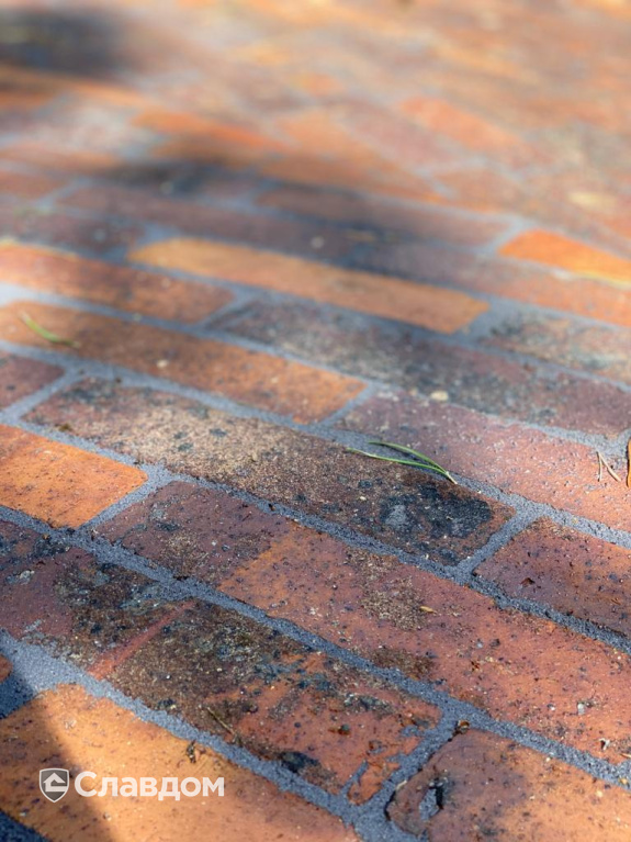 Тротуарная дорожка с мощением брусчаткой Skriabin Ceramics 53