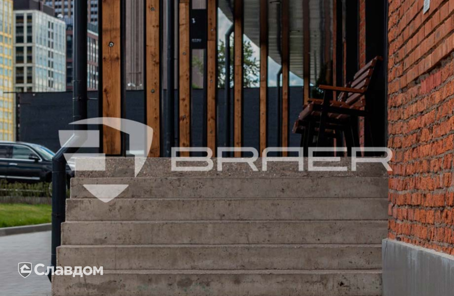 Территория "Хлебзавода", вымощенная тротуарной плиткой BRAER