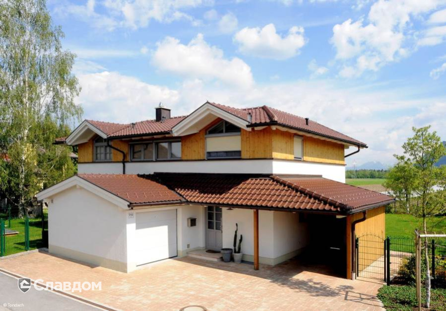 Частный дом с черепицей TONDACH Sulm brown engobe