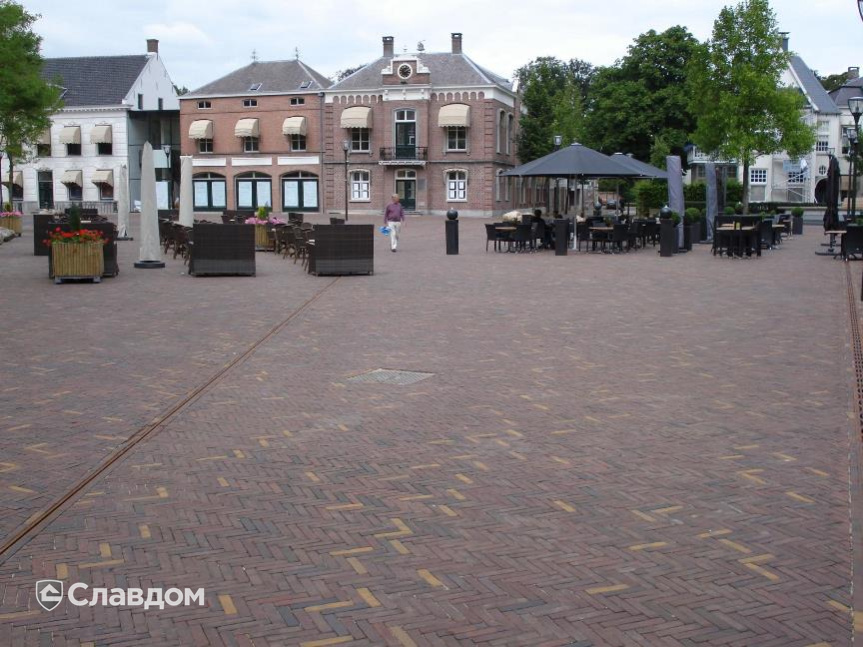 Городская площадь с применением брусчатки Penter Zonnebloem WS, Bruno, Gala и Rosa WF
