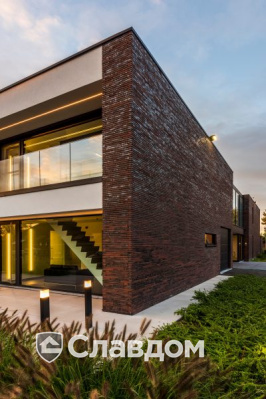 Частный дом в Эдегеме с облицовкой кирпичом Terca Wasserstrich Special E1