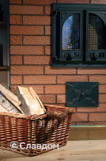 Камин с облицовкой кирпичом Terca Red риф