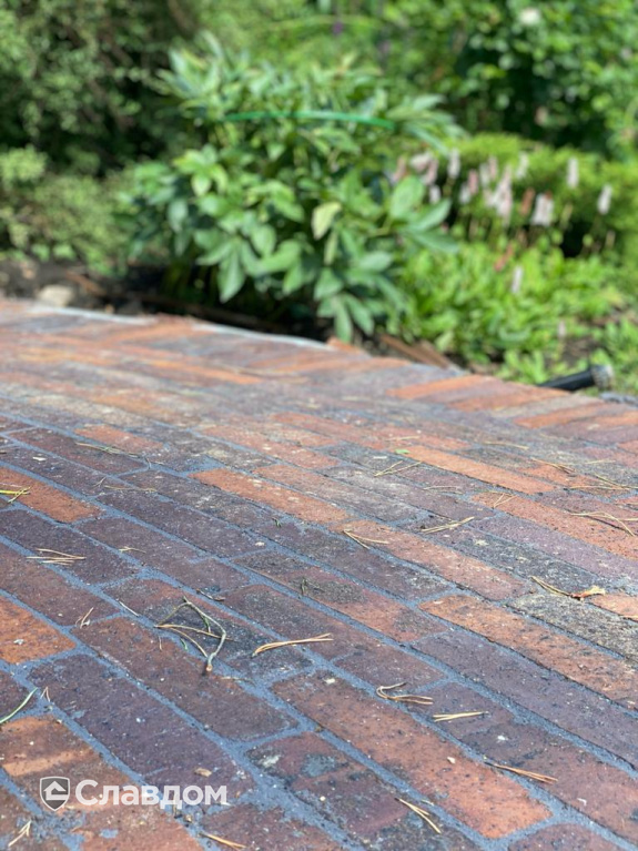 Тротуарная дорожка с мощением брусчаткой Skriabin Ceramics 53