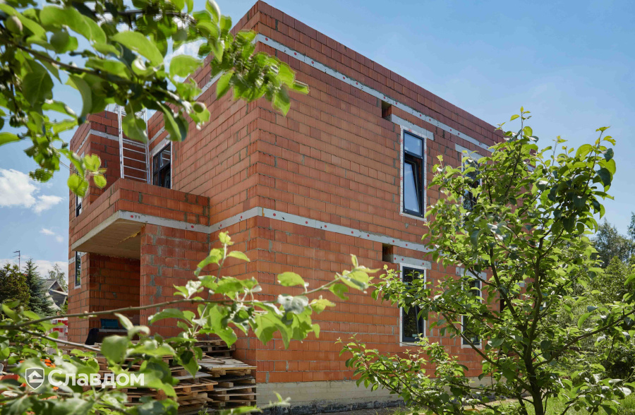 Частный дом из керамических поризованных блоков ЛСР