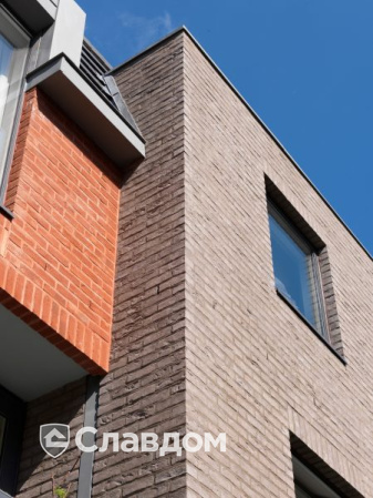 Жилой дом с облицовкой кирпичом Terca Cromo