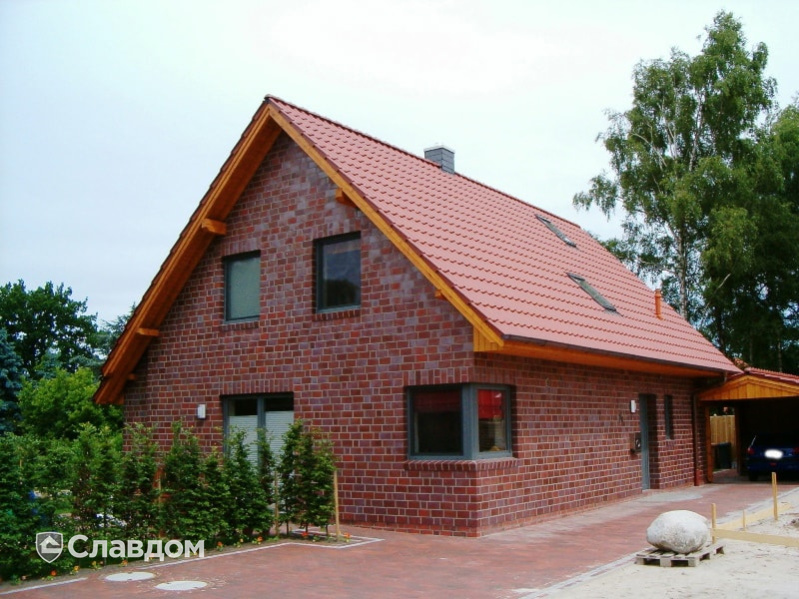 Жилой дом с облицовкой кирпичом Terca BK1