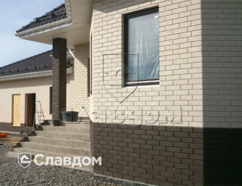 Коттедж с использованием керамической черепицы BRAAS