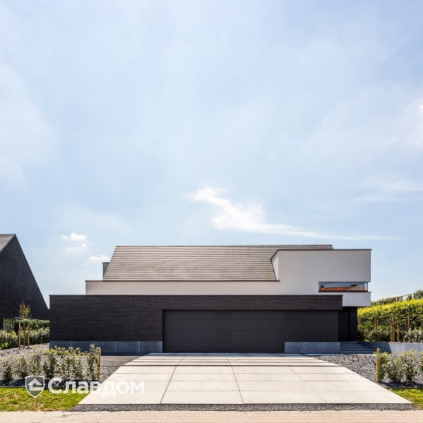 Жилой дом с облицовкой кирпичом Terca Lathi Wasserstrich Gesmoord-Spezial Zwart