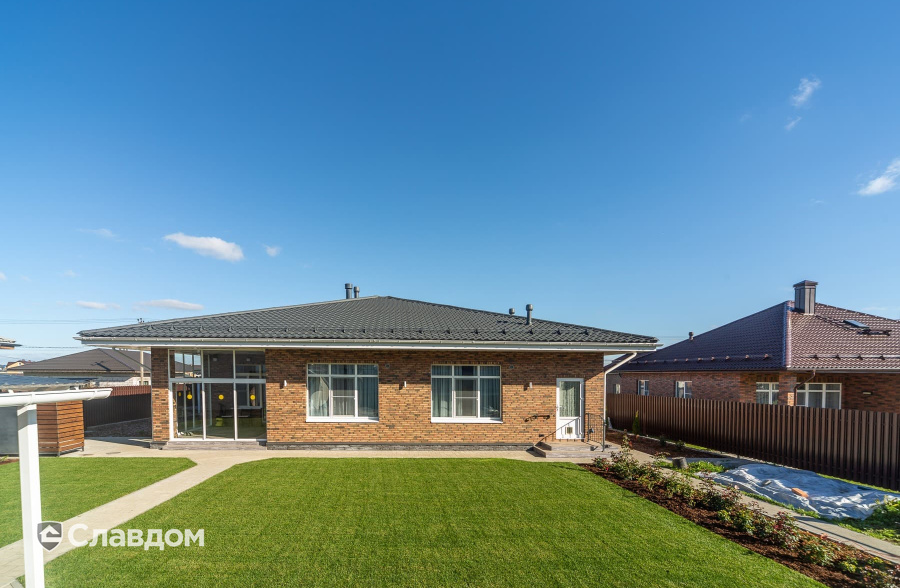 Частный дом с облицовкой кирпичом ModFormat Халден