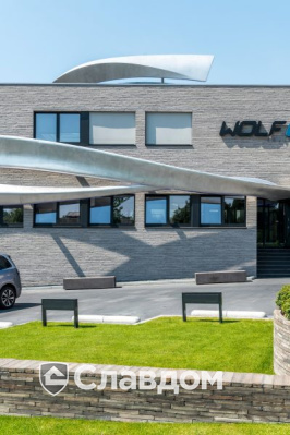 Офис в Хемиксеме с облицовкой кирпичом Terca Polaris Wasserstrich Spezial Grijs