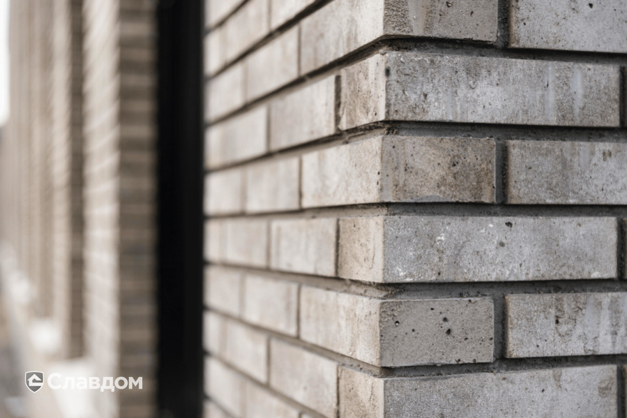 Дом с облицовкой кирпичом Joseph Bricks Ashley