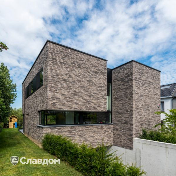 Частный дом в Дилбеке с облицовкой кирпичом Terca Iluzo Grijs-zwart