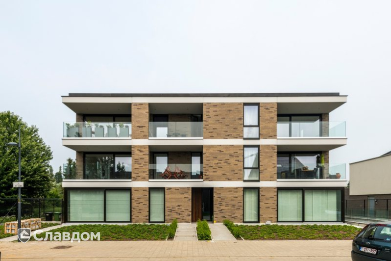 Жилой дом в Генте с облицовкой кирпичом Terca Linnaeus Salix