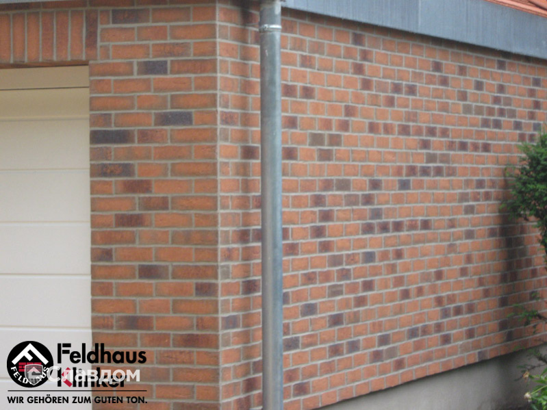 Гараж с облицовкой кирпичом Feldhaus Klinker 684 sintra nolani ocasa