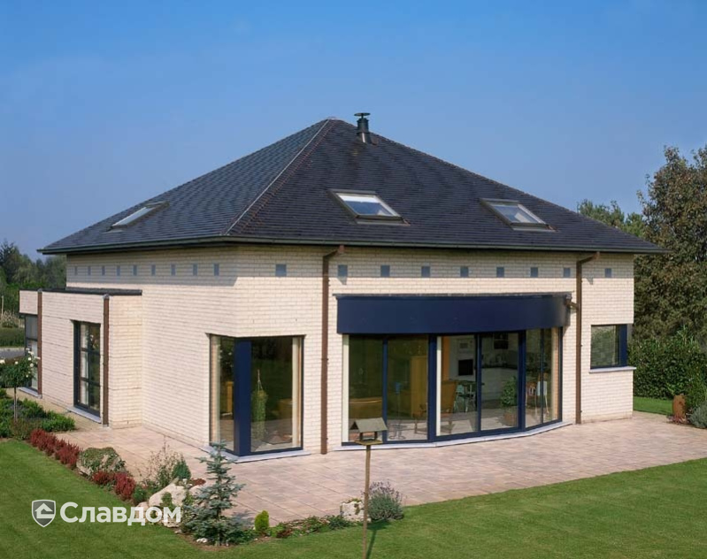 Коттедж с применением керамической черепицы Koramic 301 Plain Tile Smooth Anthracite Engobe