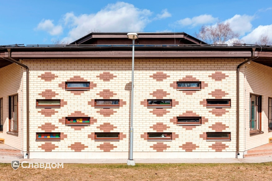 Одноэтажный дом с облицовкой кирпичом Terca Kuura гладкий и Terca Terra гладкий