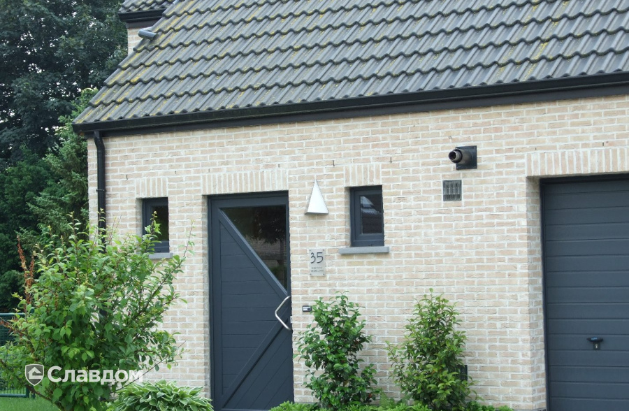 Коттедж с облицовкой кирпичом Terca OAKINGTON BUFF
