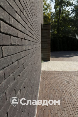 Частный дом в Бонхейдене с облицовкой кирпичом Terca Agora Grafietzwart