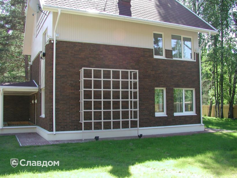 Двухэтажный дом с облицовкой кирпичом Terca Terra Flame гладкий