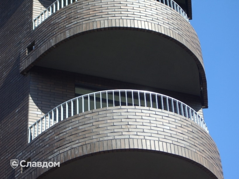 Жилой комплекс с облицовкой кирпичом Terca Terra гладкий