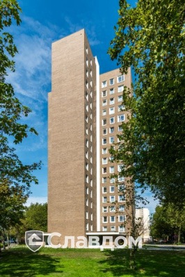 Многоквартирный жилой дом с облицовкой кирпичом Terca Linnaeus Salix