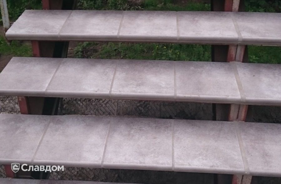 Крыльцо со ступенями Stroeher Aera T 705 beton