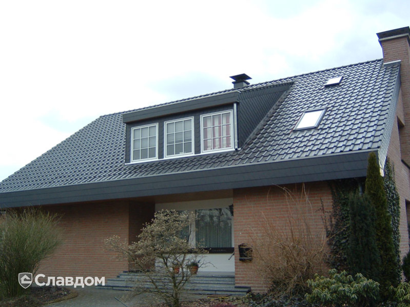 Дом с керамический черепицей Jacobi J11V цвет традиционный черный, ангоб