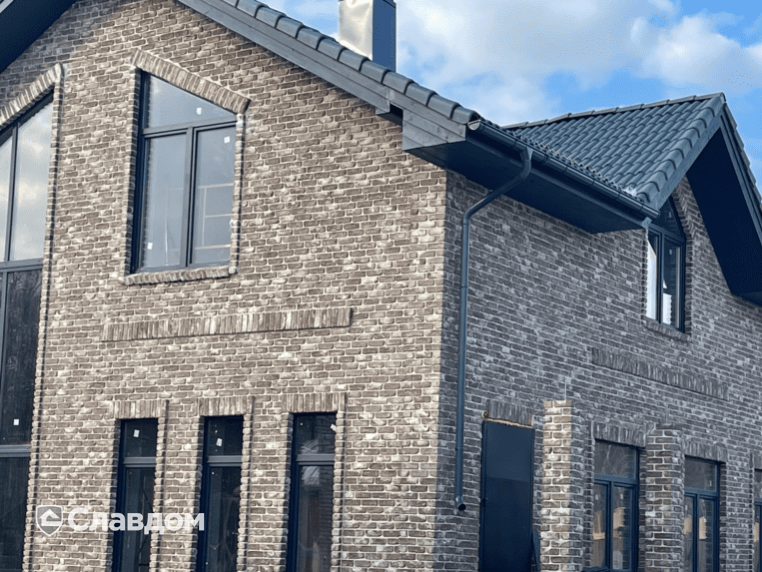 Частный дом с облицовкой кирпичом Богандинский КЗ Стелс white