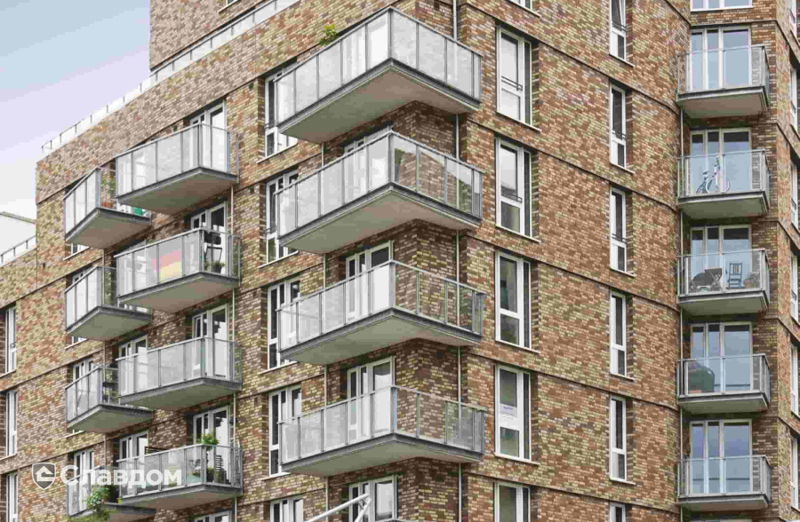 Жилой дом с облицовкой кирпичом Feldhaus Klinker 690 sintra ardor blanca