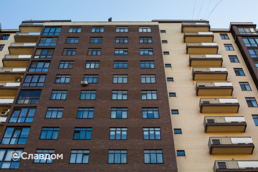 Жилой комплекс "Режиссер" с облицовкой кирпичом Terca Kuura риф и Terca Terra риф