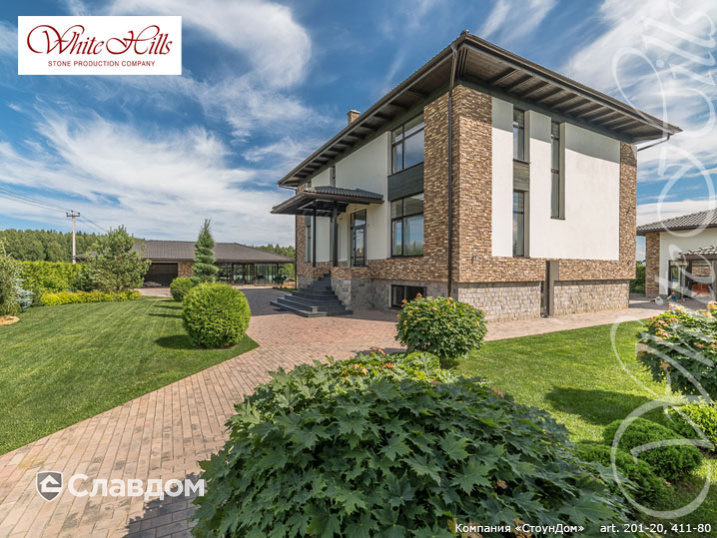 Коттедж с применением облицовочного камня White Hills Шинон 411-80