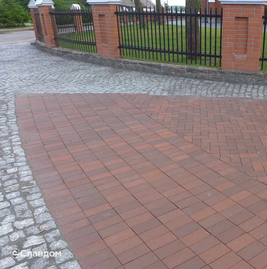 Площадь в г.Кайшядорис с применением брусчатки Penter Baltic Klinker Pavers Nuance