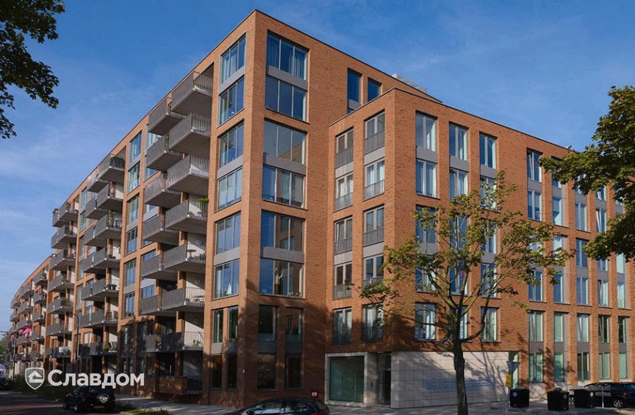 Многоэтажный жилой дом с облицовкой кирпичом Terca Sedum Exclusief