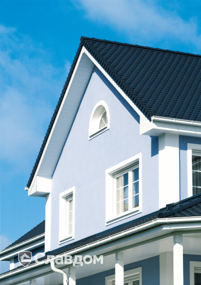 Двухэтажный особняк с крышей из черепицы Creaton Biber Klassik Schieferton Engobiert