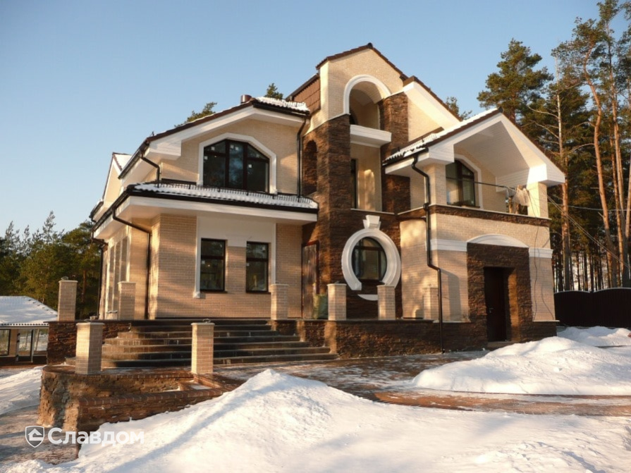 Частный коттедж с облицовкой кирпичом Terca Kuura и Terca Hilla