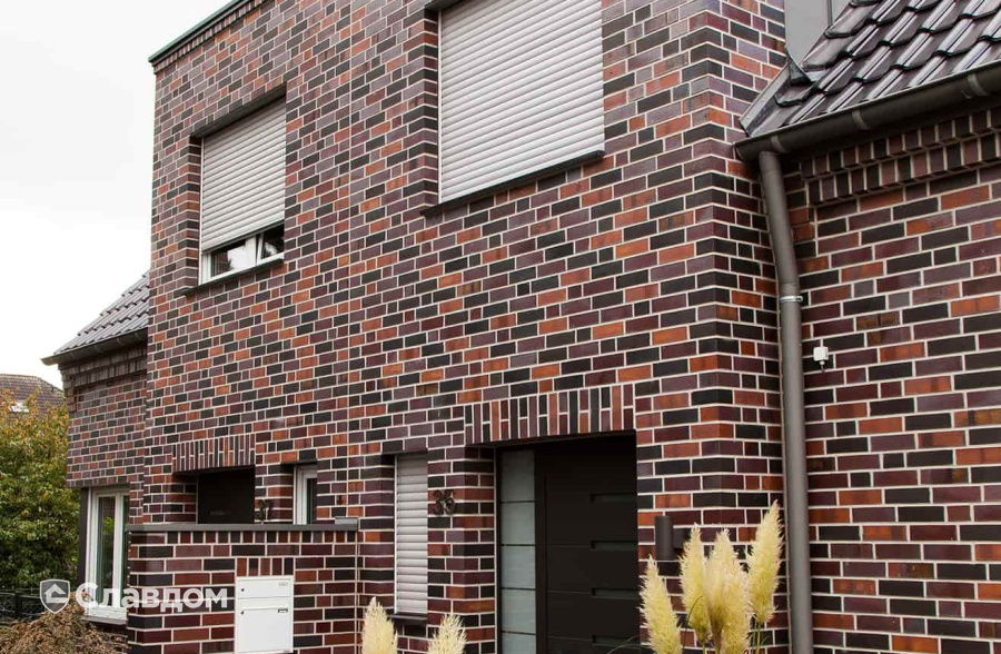 Жилой квартал с облицовкой кирпичом MUHR 29S Schwarzblau-bunt Spezial