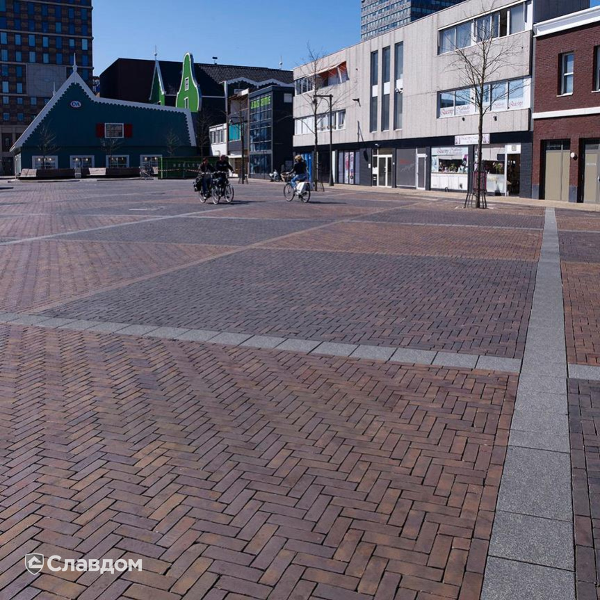 Сквер в Зандаме с применением брусчатки Penter Toledo Wasserstrich DF